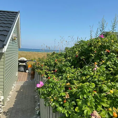 Prázdninový dům House In First Dune Row At Grenå